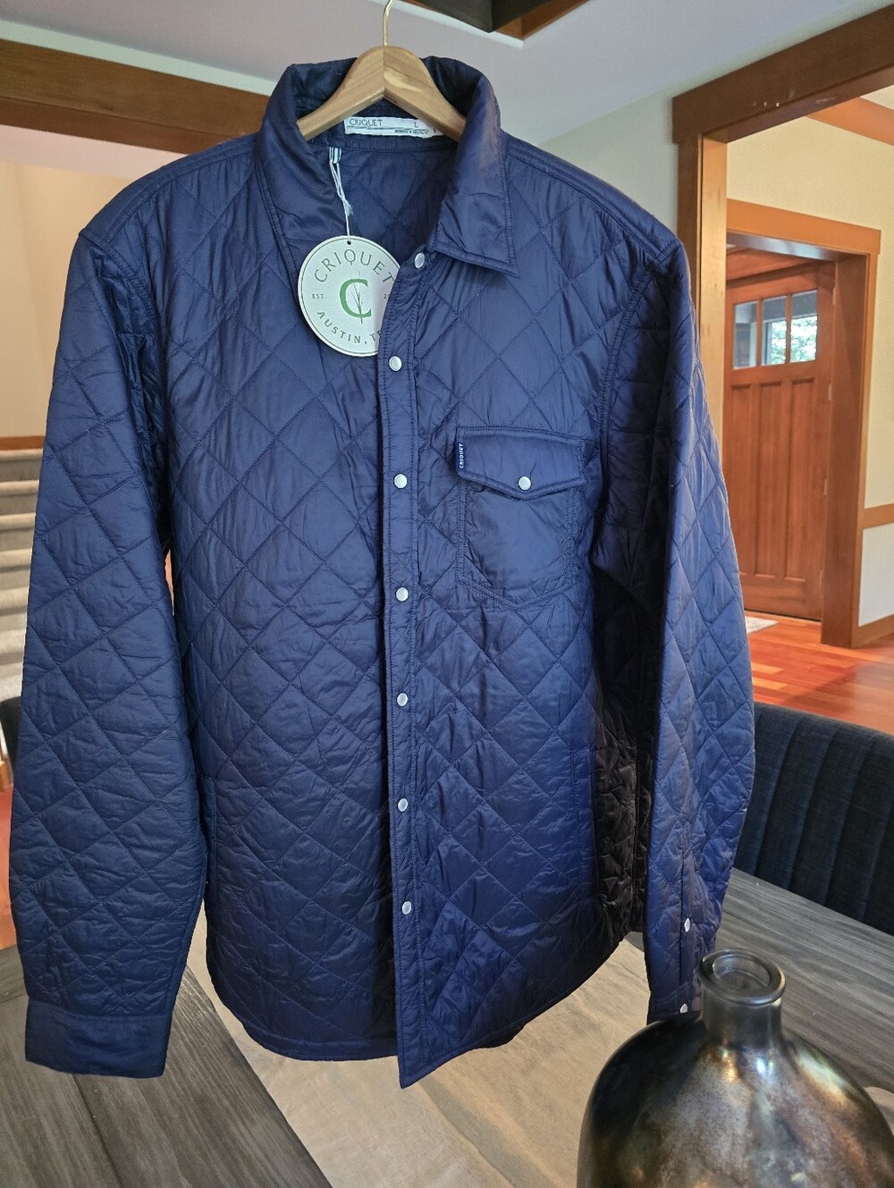 Criquet. New w/tags. Size L. Navy Quilted Lightweight Shirt Jacket